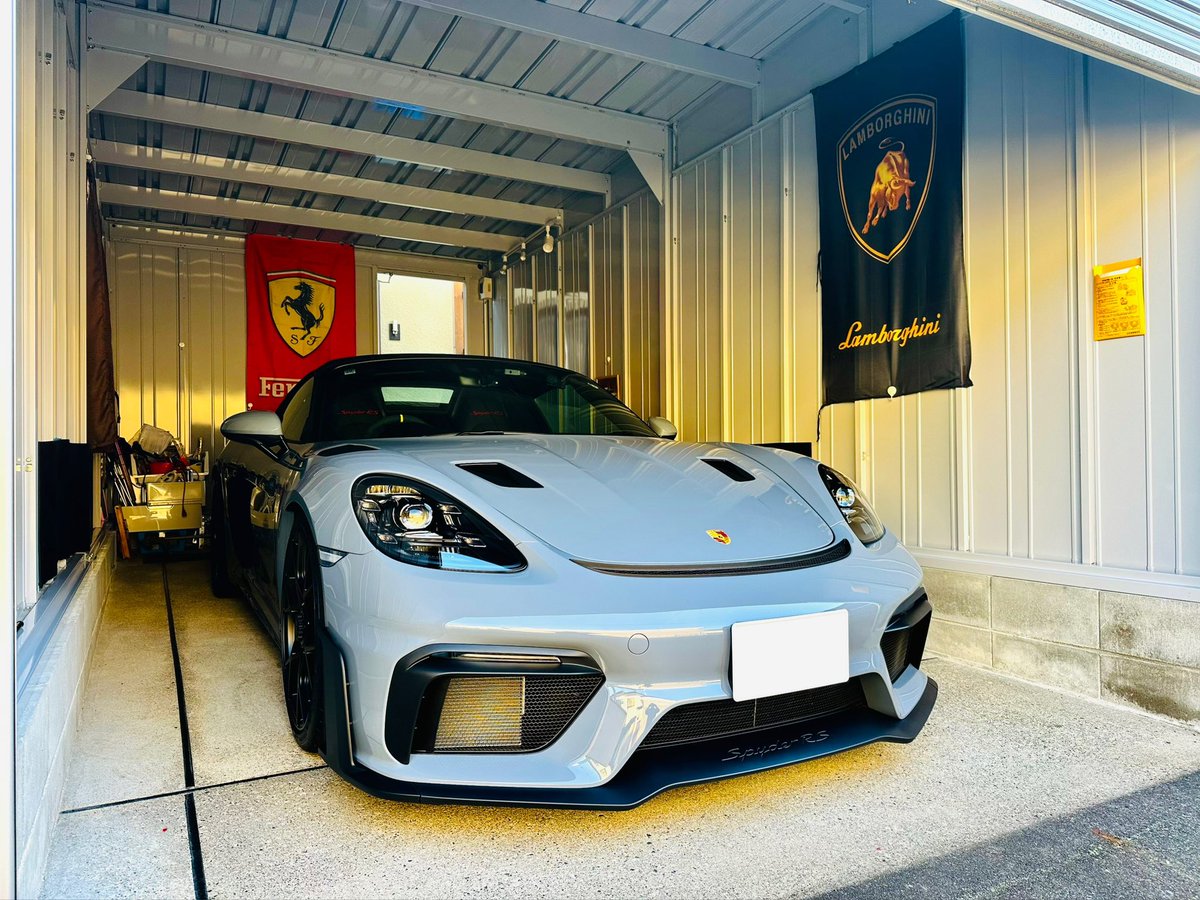 出番待ち
#ポルシェ
# 718Spyder RS