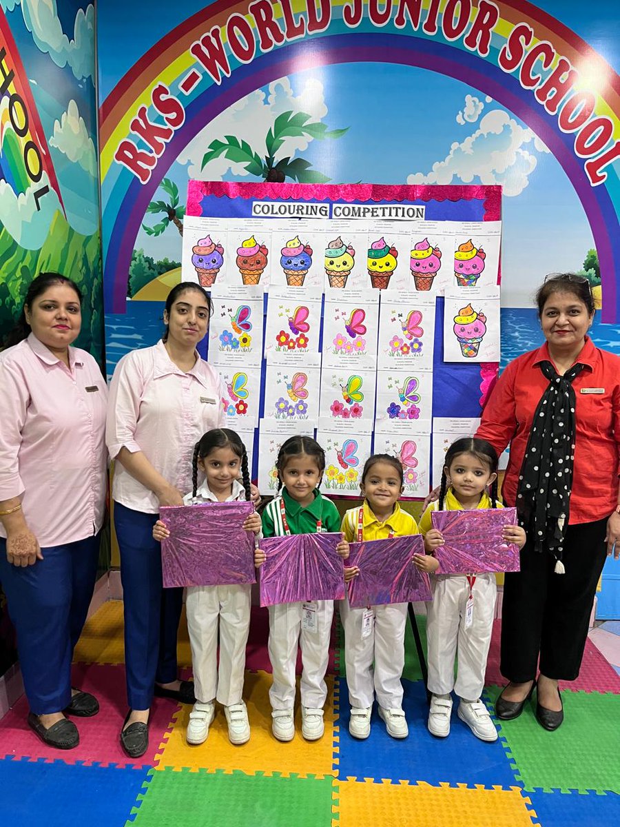 RamakrishnaVKP's tweet image. RKS - World Junior School conducted Colouring Competition for the vibrant young learners of Class LKG and UKG

The colour scheme, creativity, neatness, and overall presentation of the students was commendable.

#RKSWorldJuniorSchool #YoungArtists #ColouringCompetition