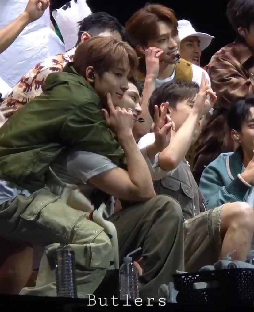 wonwoo and joshua 🥹🐨