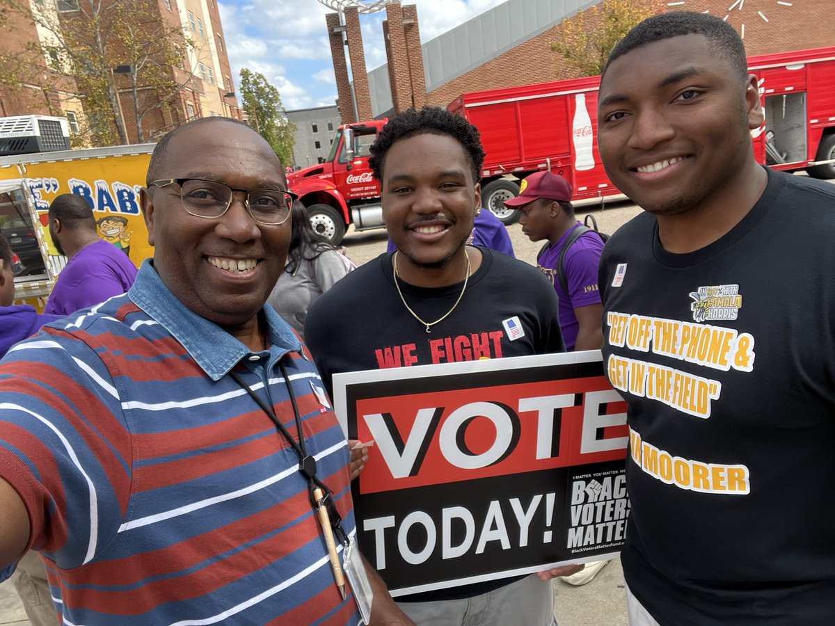 ALUNITE18's tweet photo. 🎉 MGM Unite Party at the Polls ROCKS ASU! 🎉

Massive shoutout to everyone who made our MGM Unite Party at the Polls event at Alabama State University a HUGE success! 🙌

💯 Hundreds of students got engaged and informed. https://t.co/UkfiV0XvuG
