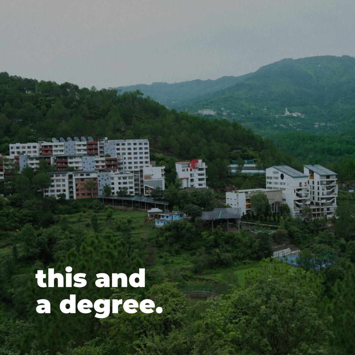 ShooliniUniv's tweet photo. Imagine waking up every day to breathtaking mountain views, innovating in state-of-the-art labs, soaking in knowledge at an iconic library, and still finding time to build a patent, an idea, or a well-rounded self.
#ShooliniUniversity #shoolini #patent #MountainCampus https://t.co/pnkEbYQH7S
