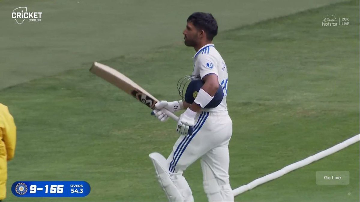 CricketTheView's tweet photo. DHRUV JUREL - A FIGHTER'S SON, PLAYING A FIGHTING KNOCK FOR INDIA AT THE MCG. 🫡🇮🇳
#cricketupdate 
#CricketUpdates https://t.co/qRE6RrvrlK