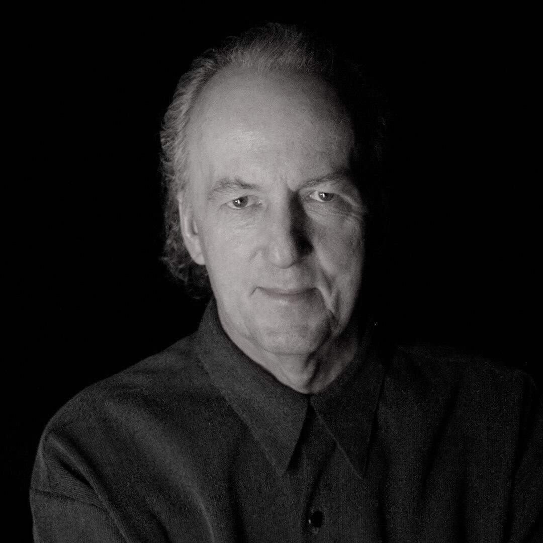 Hayal gücü bilgiden daha güçlüdür çünkü sınırları yoktur. 

John Kehoe \ Mind Power: Discovering the Power of Your Subconscious Mindi, 1987