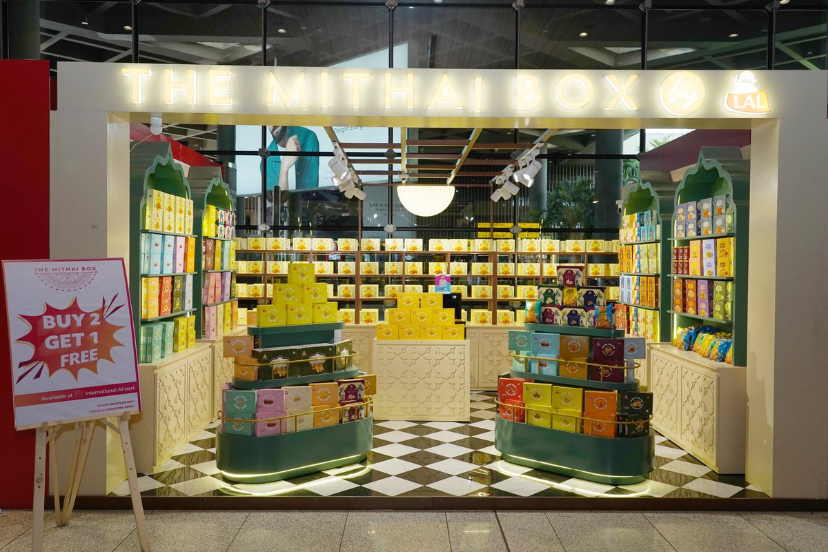 CSMIA_Official's tweet photo. *Sweeten the reunion!* Before you exit, grab a box of happiness for your loved ones from The Mithai Store and make the homecoming even sweeter! Outlet located at Terminal-2, Arrivals.
#SweetTreats #BoxOfHappiness #AirportShopping #MumbaiAirport #GiftOfJoy #BringHomeSweetness https://t.co/zXjfuX0j4E