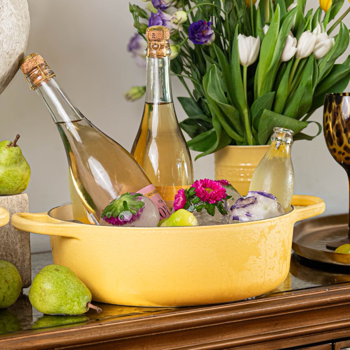 Our summer obsession is keeping drinks chilled in style using our Cast Iron Casserole in Chamomile 🌼 Designed to maintain temperature, this heirloom excels at keeping contents warm or cold.

@ibtesam_essa