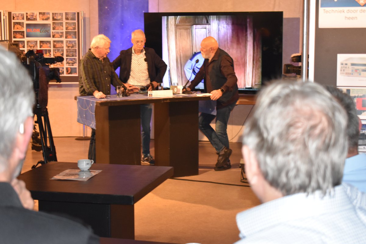 40 jaar lokale omroep in Boekel vieren we met drie live uitzendingen  waarvan twee inmiddels achter de rug. Wat hebben die vrijwilligers veel mooie dingen gedaan voor de gemeente en inwoners.