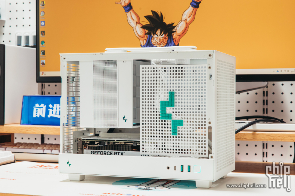 Deepcool CH160 ITX ケースとASSASSIN 4S DEEPCOOL CH160 - ITX CASE