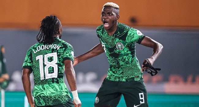 VAR1041fm's tweet photo. AFCON: Osimhen Returns as Eguavoen Calls 23 for Benin, Rwanda Matches

Nigeria’s interim head coach, Augustine Eguavoen, has named 23 players for the AFCON qualifiers against Benin Republic and Rwanda.

For more details, please visit:  https://t.co/8rmEWcGNYp…nin-rwanda-games/ https://t.co/1iG5HzkZdU