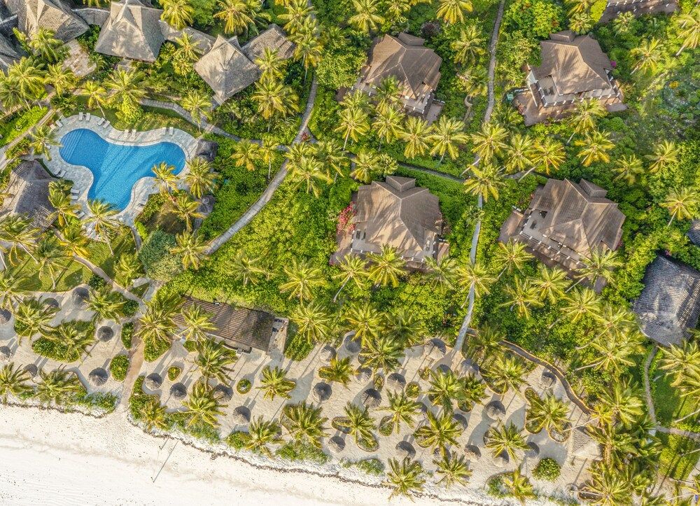 novan_global's tweet photo. *Ideal romantic getaway* 
Famous for its attention to detail, intimate and private dining, its beautiful Zanzibari decor with stunning carving, glistening brass and rich fabrics creates an elegant and unique atmosphere. 

Book your holiday today:
📧experience@novanglobal.com https://t.co/k9NW8j0wRK