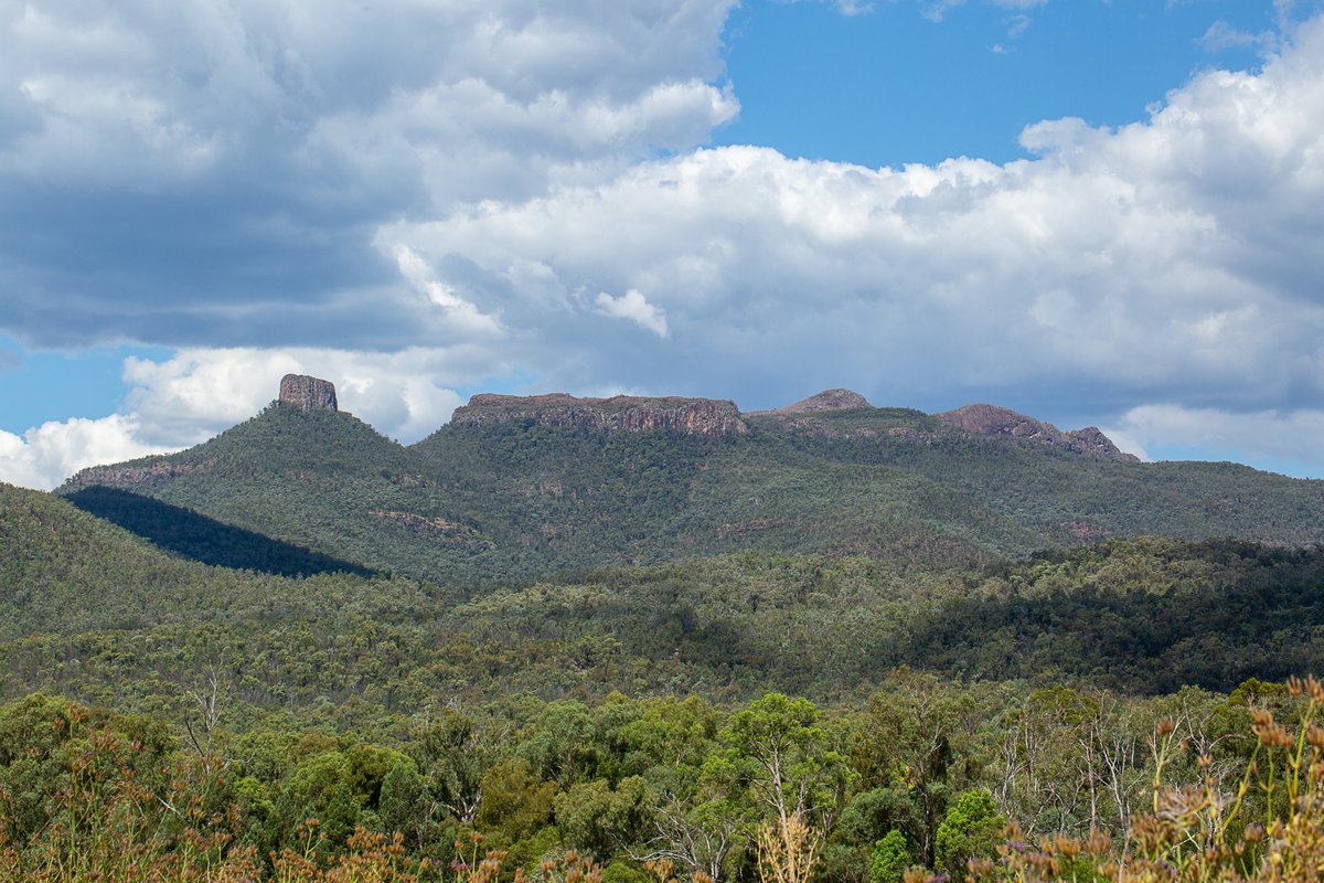 Views from Mt Kaputar - 'Gradhaay'. Isn't she beautiful my country - Dhirri-aay-aay