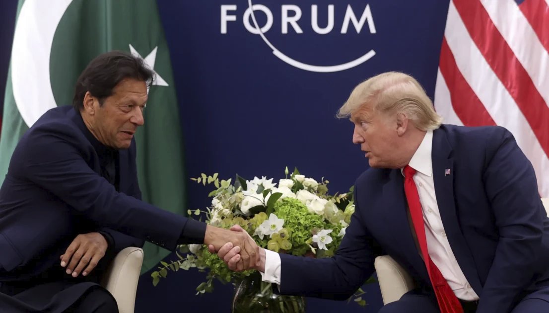 pakco_updates's tweet image. #Nov8 
6. As soon as #Trump was declared President of the #USA, #Germany removed their finance minister and #Israel removed their defense minister from the cabinet. With no shock-waves towards #Pakistan's politics, its unlikely #DonaldTrump may get #PTI a breathing space.
#Friday