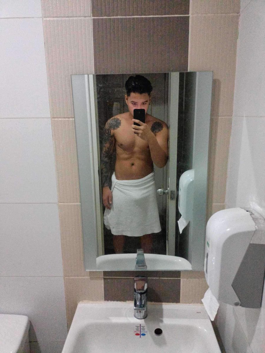 bench_padilla's tweet photo. G mga boss painitin ko malamig na araw mo💦💦

Dm me09772074321 https://t.co/ixjTgXxFOj