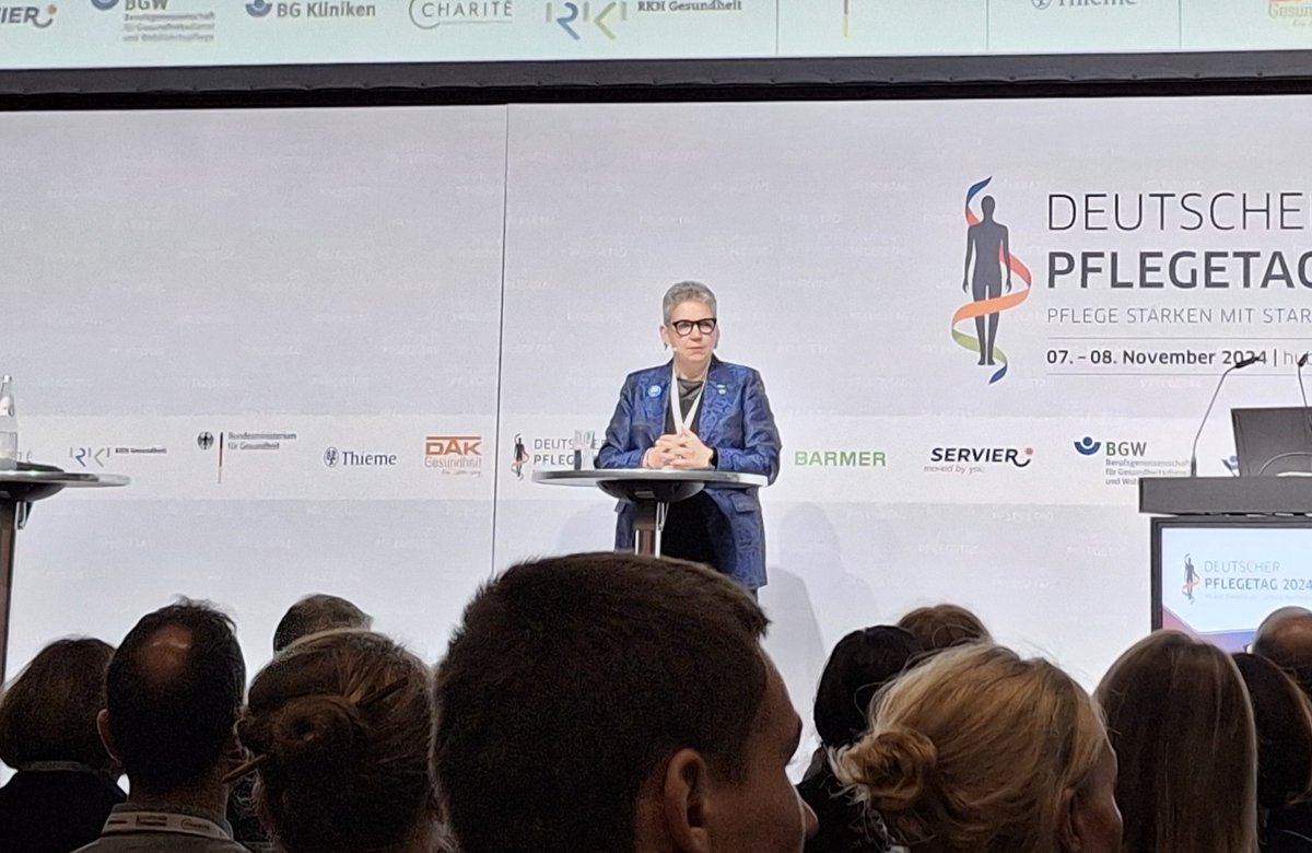 „Der Koalitionsbruch der #Ampel ist für die #Pflege eine Katastrophe“, sagt Christine #Vogler, Präsidentin des <a href="/DPflegerat/">Deutscher Pflegerat</a> auf dem Deutschen #Pflegetag 2024. Wichtige Gesetzesvorhaben wie das #Pflegekompetenzgesetz seien nun gefährdet.