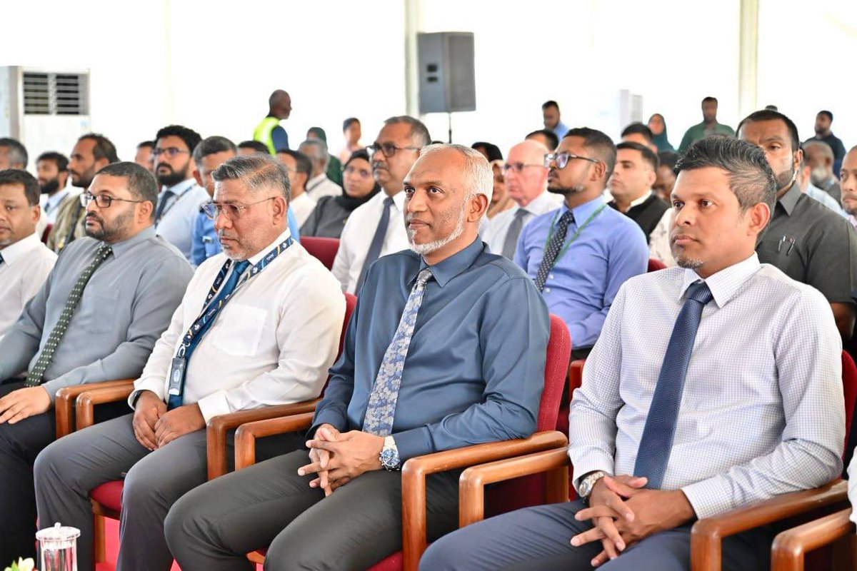 presidencymv's tweet photo. President Dr @MMuizzu attends the inauguration of Velana International Airport’s new Fuel Farm and Hydrant System. This project aims to enhance fueling efficiency, safety, and sustainability to meet increasing demand and support long-haul flights.

Key features include a 37,000-square-meter area—tripling the previous capacity—and the potential for two additional Jet A-1 storage tanks for future expansion. Completed with strict adherence to international standards, this modern infrastructure ensures VIA is equipped for a strong, adaptable future.