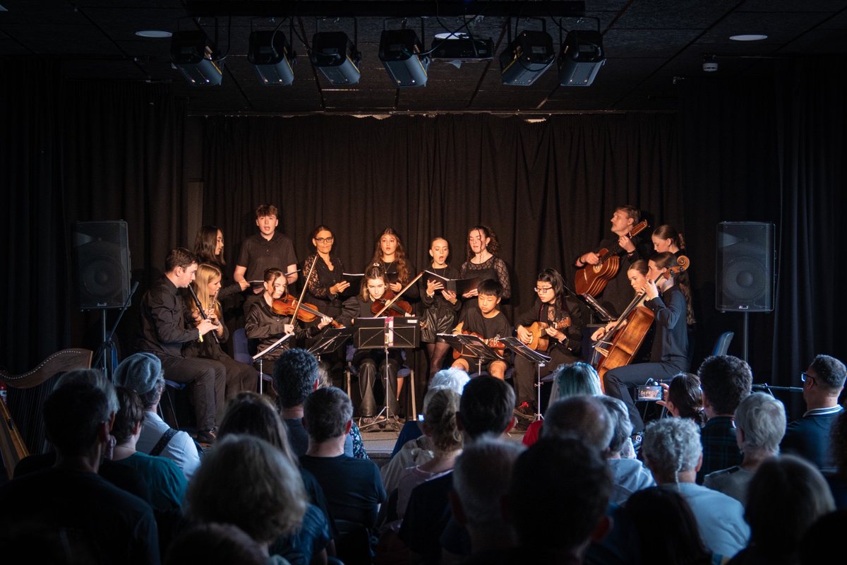 GALLERY DAY 3 • The Irish Festival Sitges 2024  Photos by Hendryk Kar