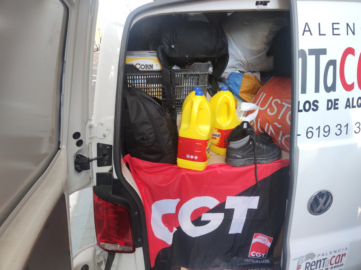 Salen dos furgonetas llenas camino de Valencia, de las recogidas de <a href="/CGT_Valladolid/">CGT Valladolid</a> y @SOVPalenciaCGT    

#SOSValencia #Valencia #ValenciaBajoAgua