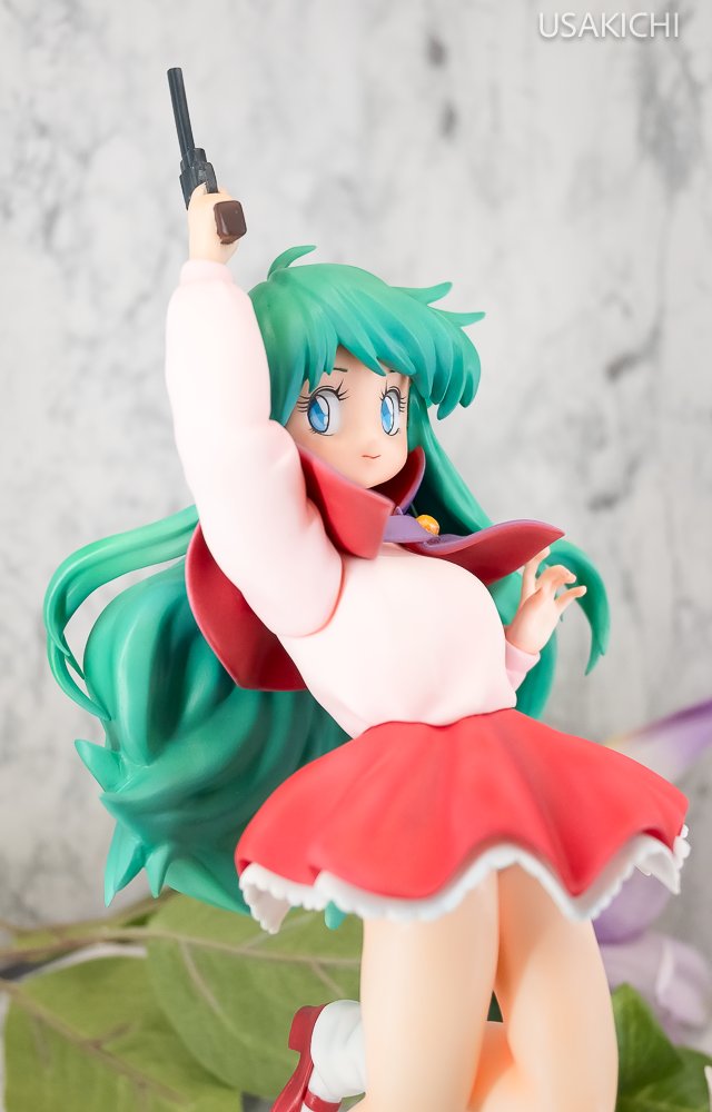 ドリームハンター麗夢 より ＃綾小路麗夢 懐かしい〜 □sculptor : 豚