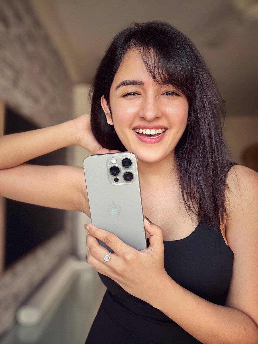 Shirley Setia tweet media