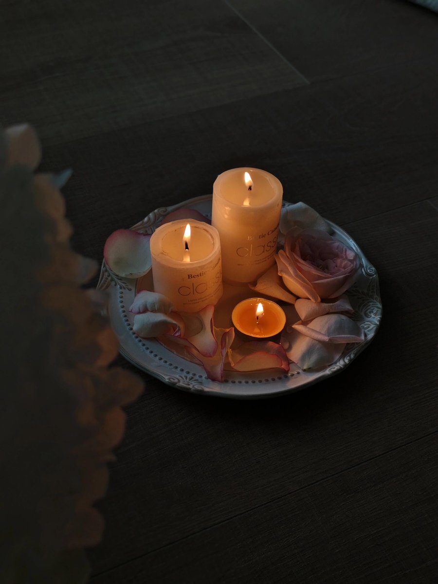 ノートは霧雨のように心に栄養を与え、感情の波を和らげ、心の平和を取り戻します。