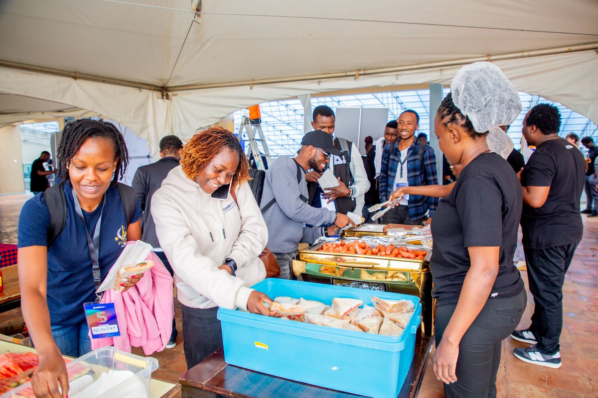 droidconke's tweet photo. Who's having fun at #dcke24?

Tag anyone you see on the pics and  roast them if you can 😬😁

@googleafrica https://t.co/Rr22CowwEr