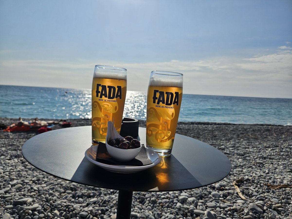 Jongens jongens dit zijn de awaydays hoor 👌🏻🏖😄 #NICTWE #Awaydays #FCTwente