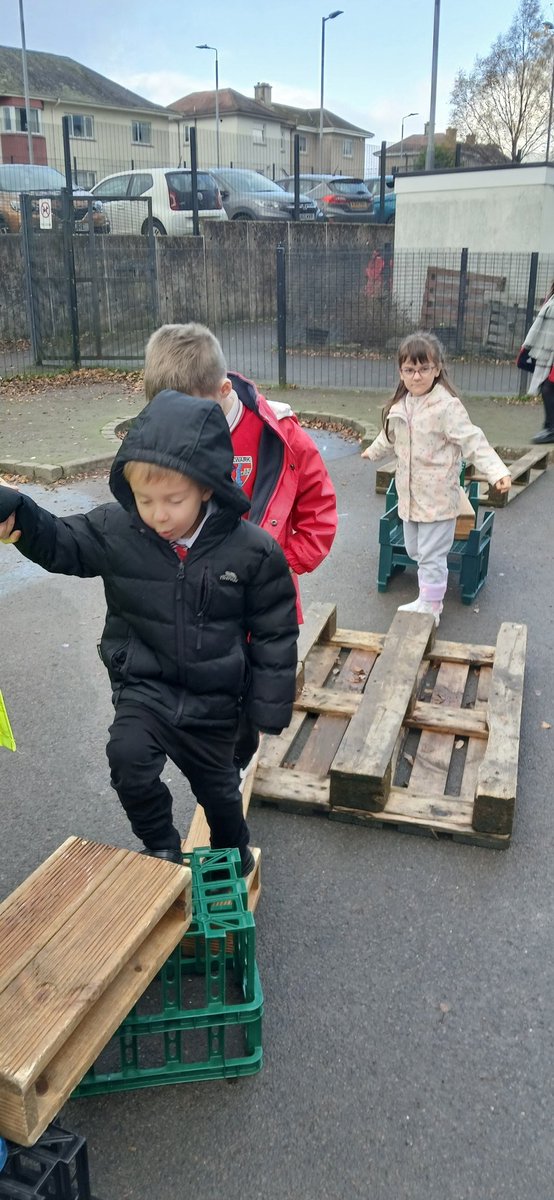 Amazing obstacle courses! Thank you P2/1 we loved our Bear Hunt adventure!🐻🔎❤️ #OutdoorClassroomDay  #NewarkOutdoors.🌳