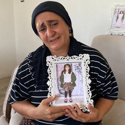 guclusinemm's tweet photo. Ben narinin ufacık bedenini götürürken annesi seyrediyordu diyor Nevzat . 
Hayvanlardan yavrularını alamazsınız biliyor musunuz ? Anne demiyorum ben sana …

#NarininDavasıHepimizin https://t.co/2AbenqELJI
