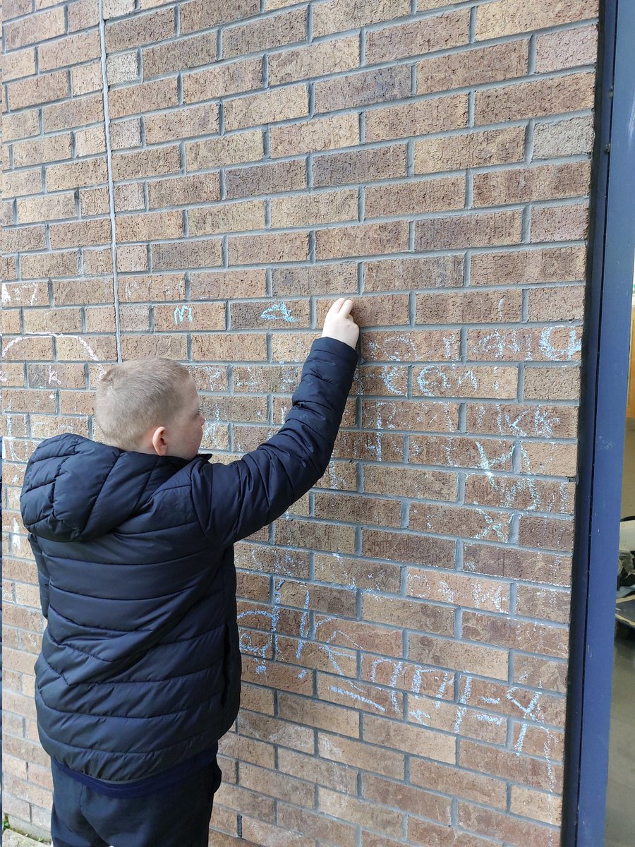 WeAspireNLC's tweet photo. Room 3 have spent the majority of the morning outside for #outdoorclassroomday. We did our reading and task in the tent, our spelling on the wall using chalk, and estimated and measured outdoor objects in Maths 🌳 @PrimaryPentland . https://t.co/yGq340UBer