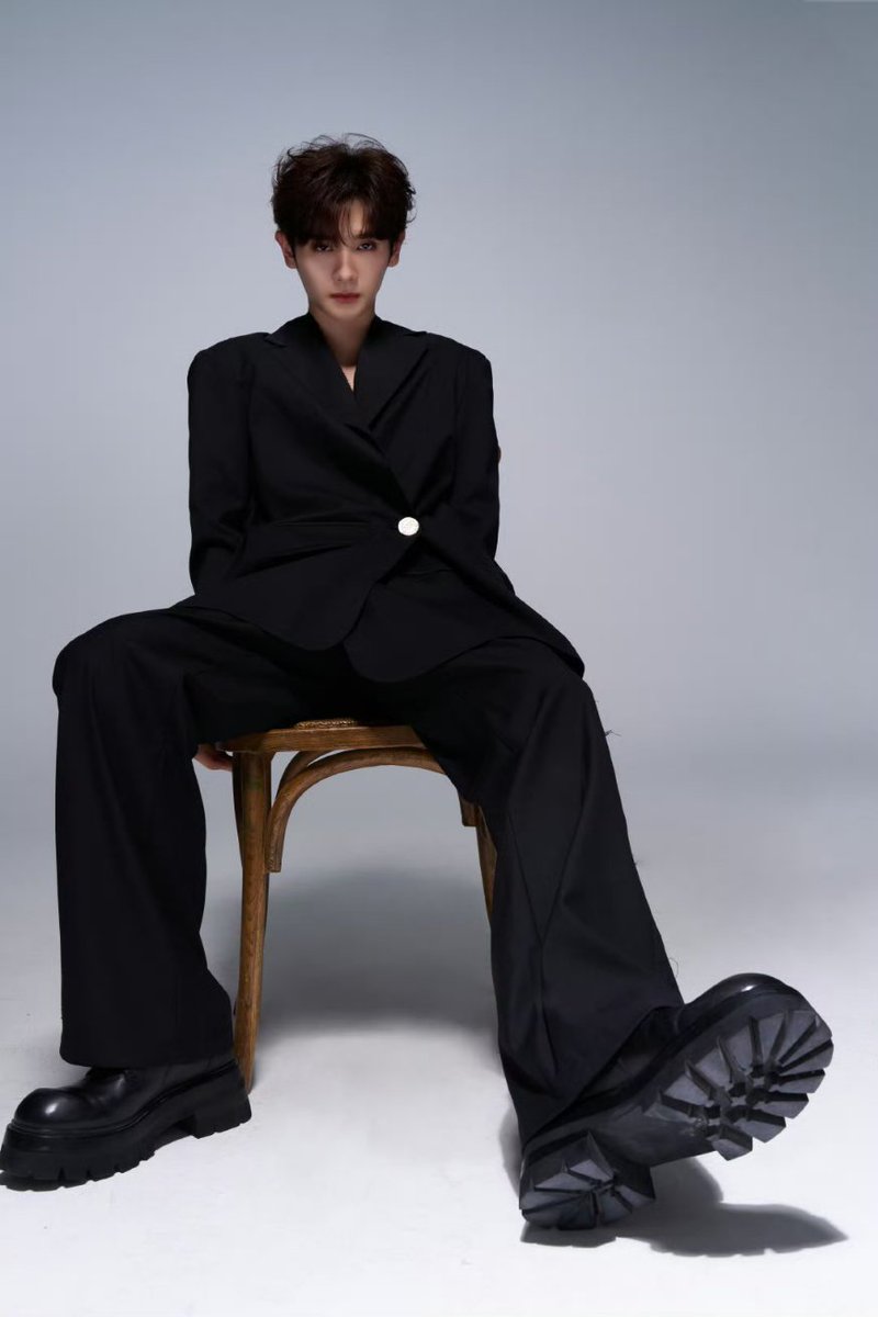 NineIndonesiaFC's tweet photo. Weibo update

#นายท่านกรชิต #Nine #NineKornchid #高卿尘 https://t.co/dKBHyrSPIP