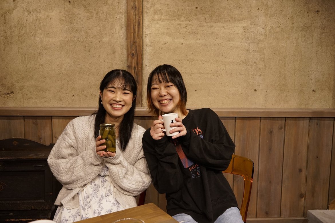 ストーリー上では決して親しくはない千佳ですが、本人同士はこの笑顔です。
裏では初参加の私をずっとずっと支えてくださっていました。イタズラの共犯だったことも笑
#江古田通りを曲がって
#あるいはピクルス