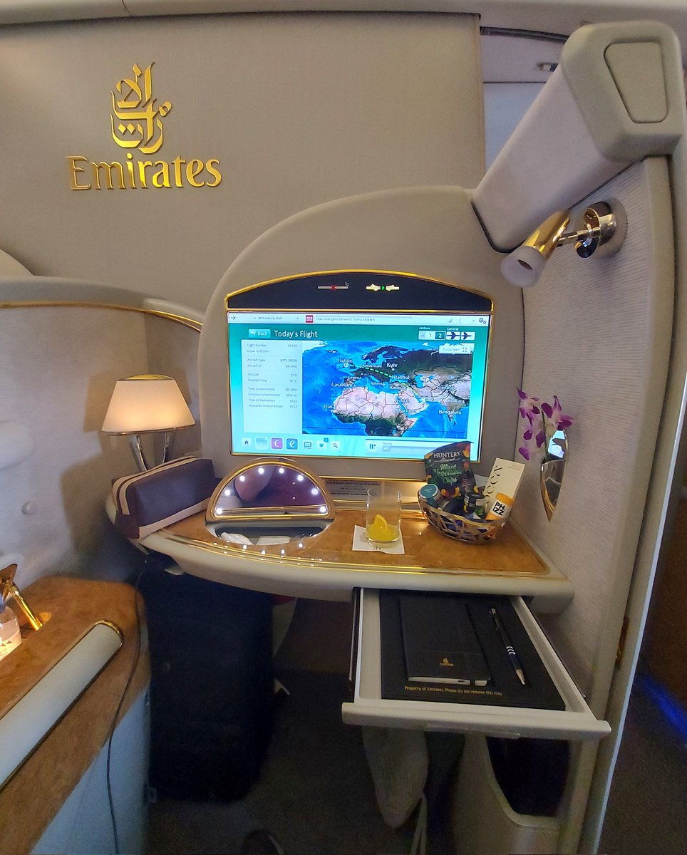 Michaelkelly707's tweet image. I'm currently flying back to Dublin from Dubai on @emirates flight #EK163 a 10 year old Boeing 777, registered #A6ENQ . Yes, it's first class and my suite (seat) is 1F