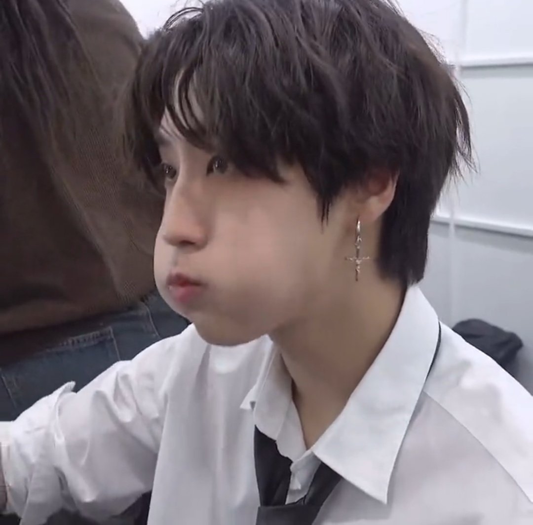 SunshinLix_'s tweet photo. 용복이 잘했음 https://t.co/bEACgF6UlG