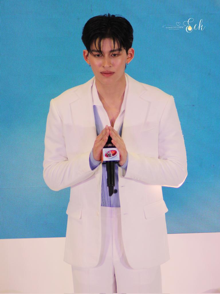 ツ𝐄𝐚𝐧𝐠 ❥ ─ ༘⋆ tweet media