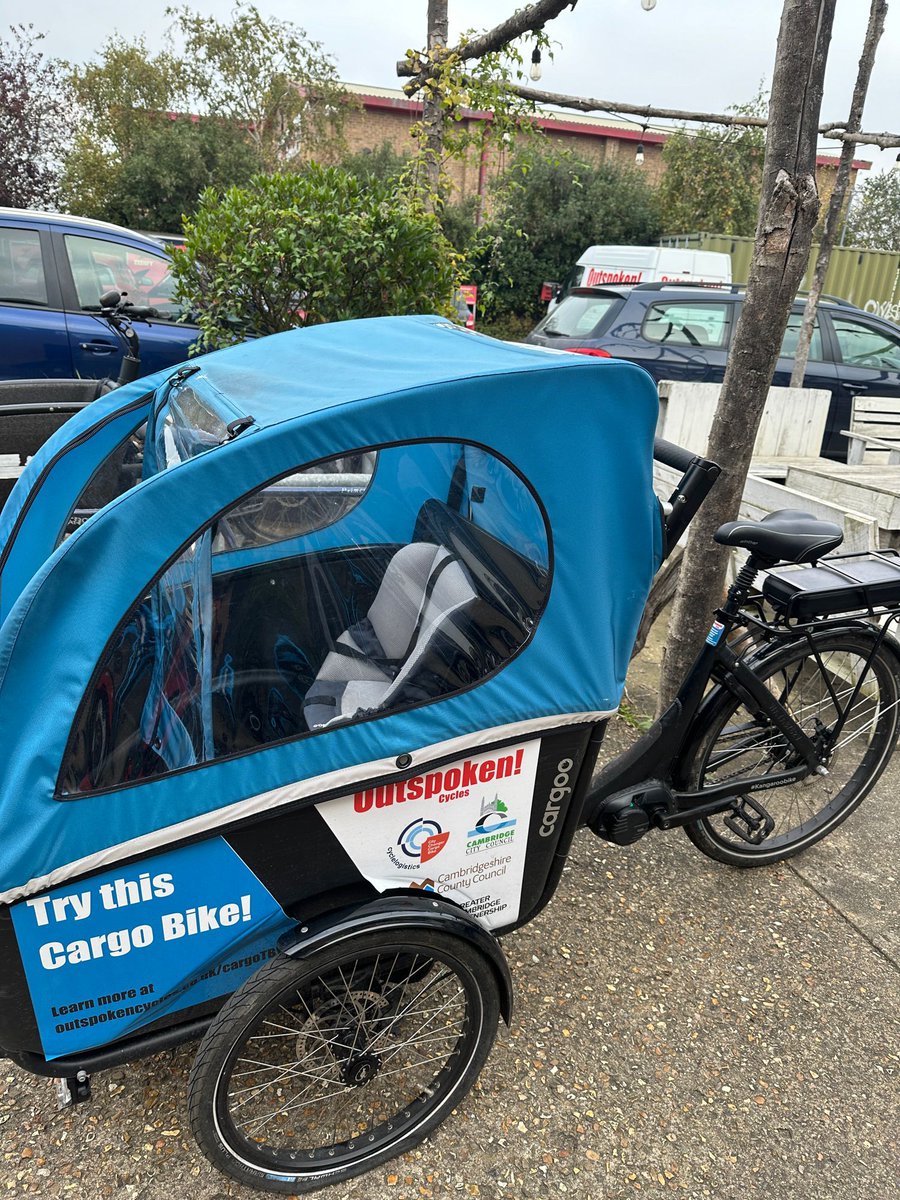 This cargo bike from the ‘Try Before You Buy’ fleet needed a quick fix, and we got it rolling the same day! Great news - <a href="/CambsCC/">Cambridgeshire County Council</a> has extended the scheme, so even more families &amp; businesses can experience the ease of a cargo bike, risk-free. 🌍 buff.ly/3C3VSuL