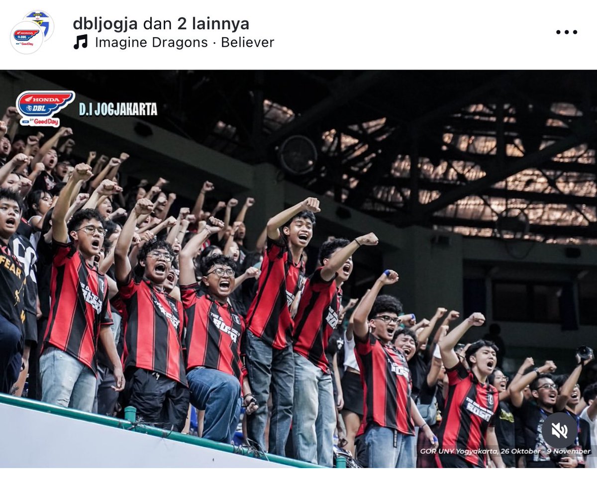 SMABOSA_YK's tweet photo. BOSA UPDATE!
Selamat kepada Tim Basket Putera SMA BOSA
Lolos ke Babak Final Honda DBL Jogja 2024.
Teruskan perjuanganmu, raih kemenangan, untuk almamater sekolah tercinta.
Semangat dan sukses!
#smabosa #dbl #dblplay #dbl2024 https://t.co/U5Ymkh4cvW