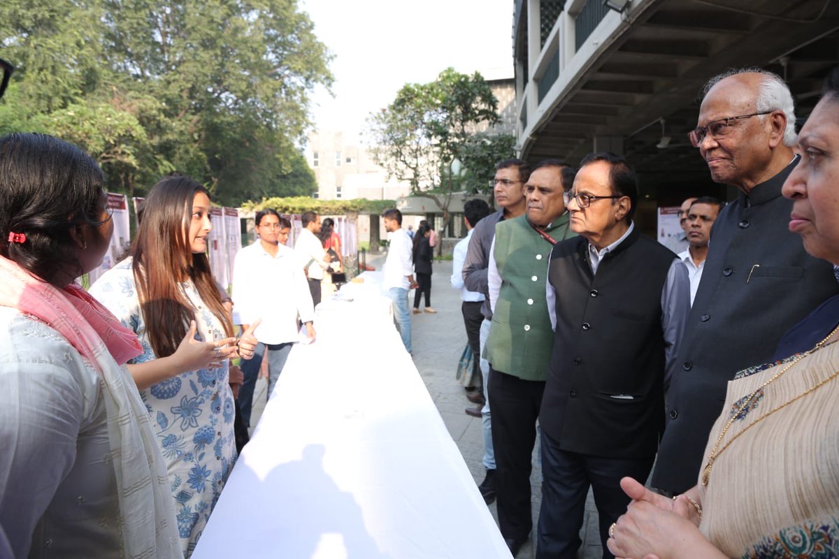 IIT Gandhinagar tweet media