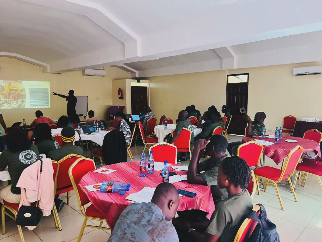 HOK_AFRICA's tweet photo. HOK participated in the #WastetoWork Nurture Bucket Pitching event in Kisumu, organized by @VSOKenya, where six inspiring green entrepreneurs presented their innovative business ideas.
The event brought together key investors and partners to support youth-led startups. https://t.co/T2wxBWakjK