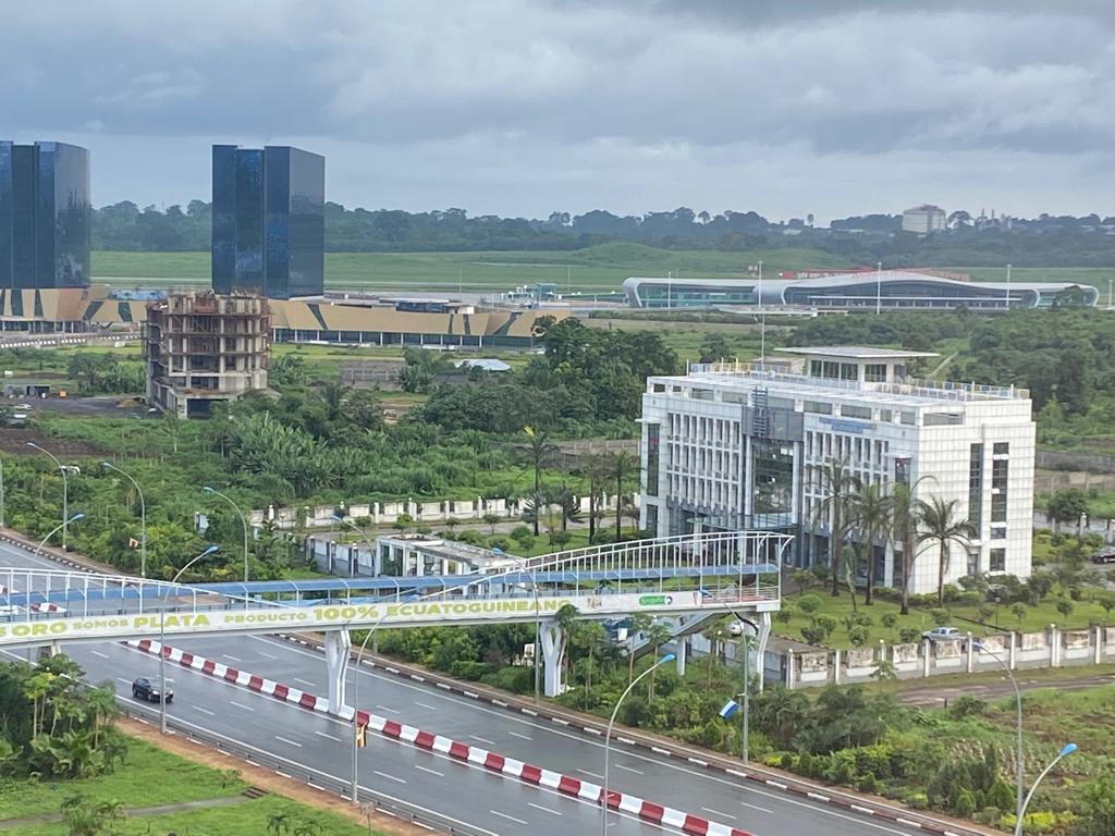 AfricaFactsZone's tweet photo. Equatorial Guinea 🇬🇶 is among the Least Populated Countries in Africa.

It has a population of only 1.9 million people. https://t.co/9bYhAlMggd
