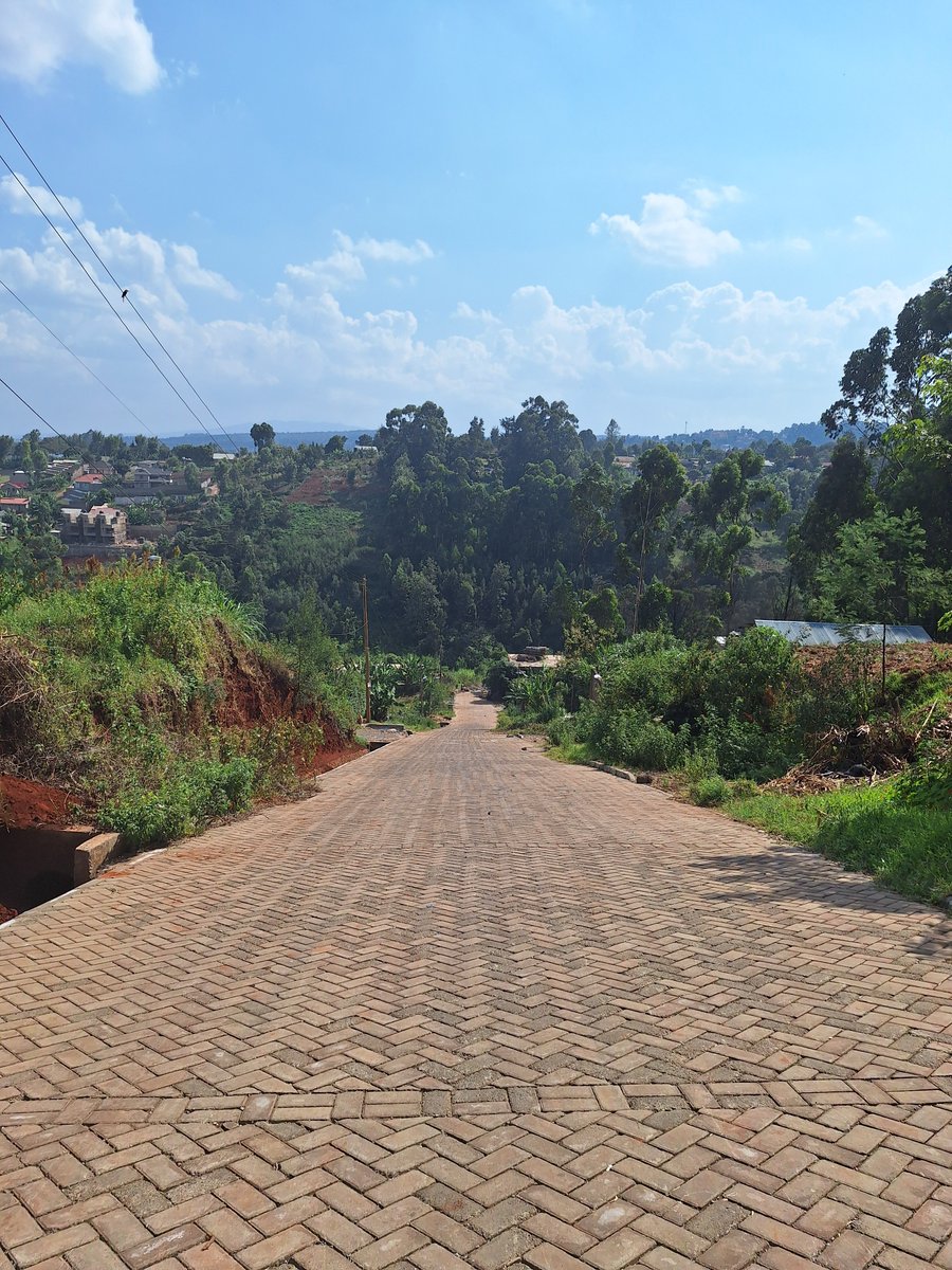 premierkenya's tweet photo. Let’s make your property dreams a reality! 🌇

 #InvestmentOpportunity #RealEstateKenya #HighRise #Apartments #realestate #invest #kenya #land #commercialland #nairobi https://t.co/WlakK4pC78
