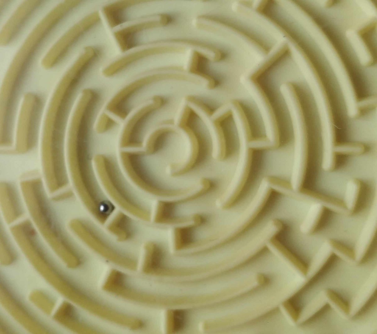 VintageSoviet's tweet photo. #Vintage #Labyrinth #Maze #Game - #Classic Tilt and #Navigate #Puzzle #Soviet #vintage #LabyrinthGame 

https://t.co/d6iIrqGSsi https://t.co/UXorbmYPWf