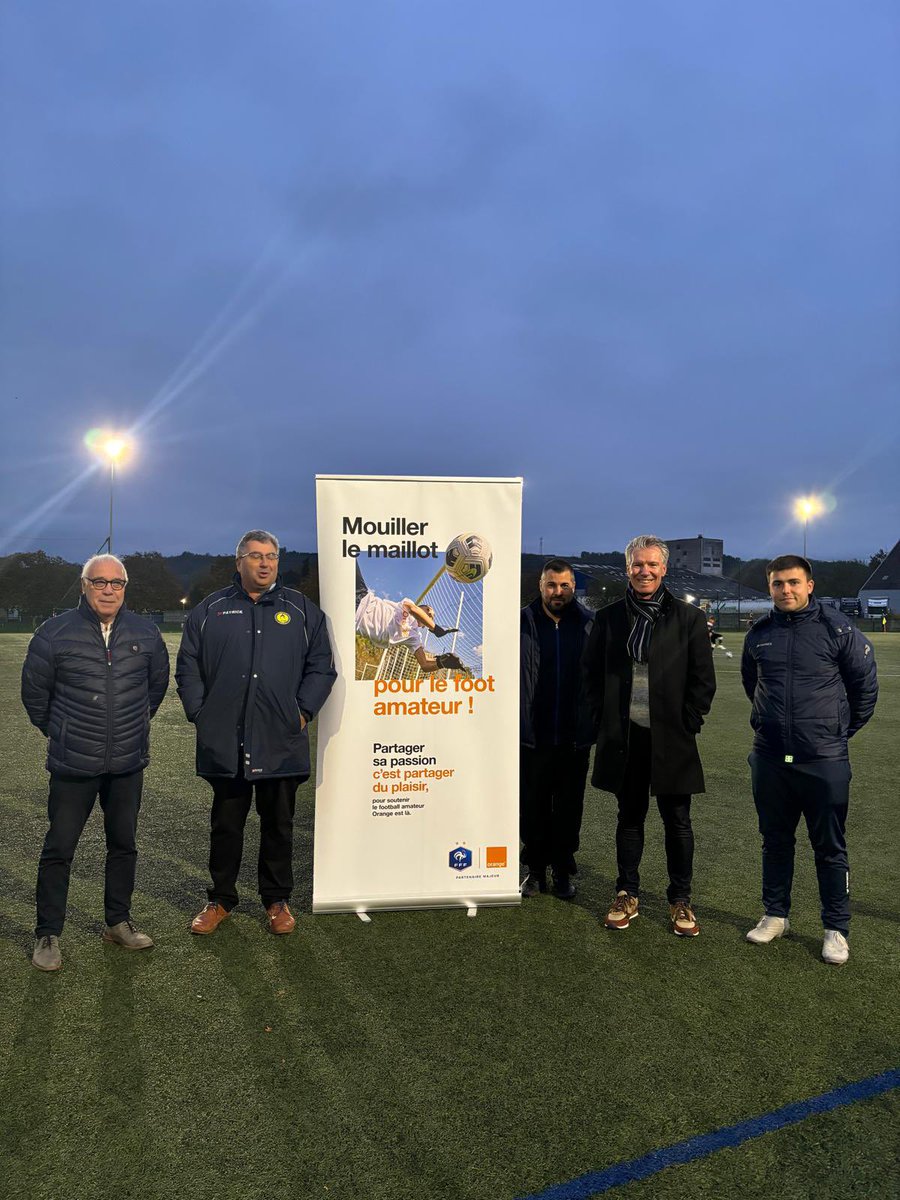 Ce jeudi 7 Novembre, journée de lutte contre le #harcèlement : nos clubs partenaires⚽️ marnais et haut-marnais mettent un carton rouge au harcèlement👍
Fismes,Fagnières,Marnaval et Chaumont
#NonAuHarcelement#ForGoodConnections
<a href="/OrangeGrandEst/">Orange Grand Est</a> <a href="/TeamOrangeFoot/">Team Orange Football</a> <a href="/FFF/">FFF</a> <a href="/DistrictMarne/">District Marne Foot</a>