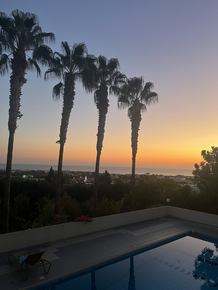 📍Villa Pandora 🌴
Sea Sunshine &amp; Sunset 
#Peyia #Cyprus #summer #motherland #love <a href="/TravelmaniaHols/">Travelmania Holidays</a> 🌏✈️😎✨