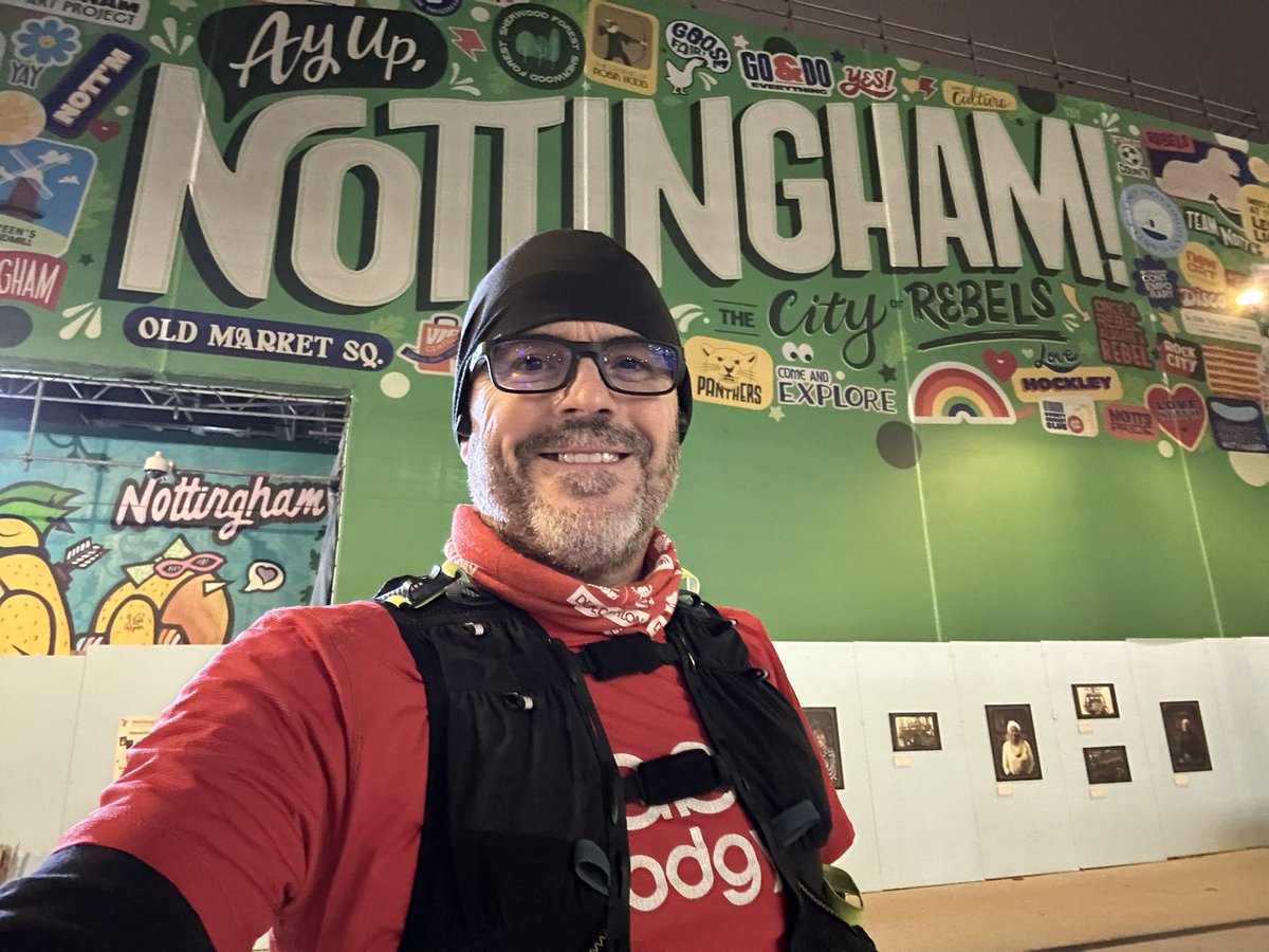 PeterEdwards27's tweet photo. Wednesday night was @goodgym night with another good deed ticked off with @GoodGymNottm 
A run down to The Meadows and a small group run before helping out at the food bank with some sorting, cleaning and mopping 
A few more miles in the old legs too @RunComPod https://t.co/LtkDnyVpiL