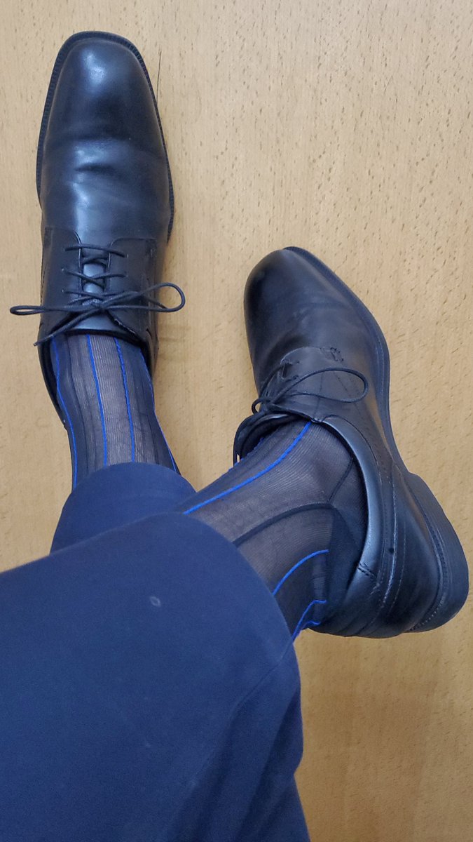 戀上襪的人 (@kwong_mic) on Twitter photo 