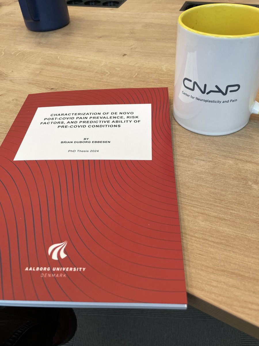 CNAP_AAU's tweet image. This morning @BrianDuborg efficiently defends his @CNAP_AAU PhD-thesis on pain and long COVID. Thanks for important contributions to the field. 💪👏