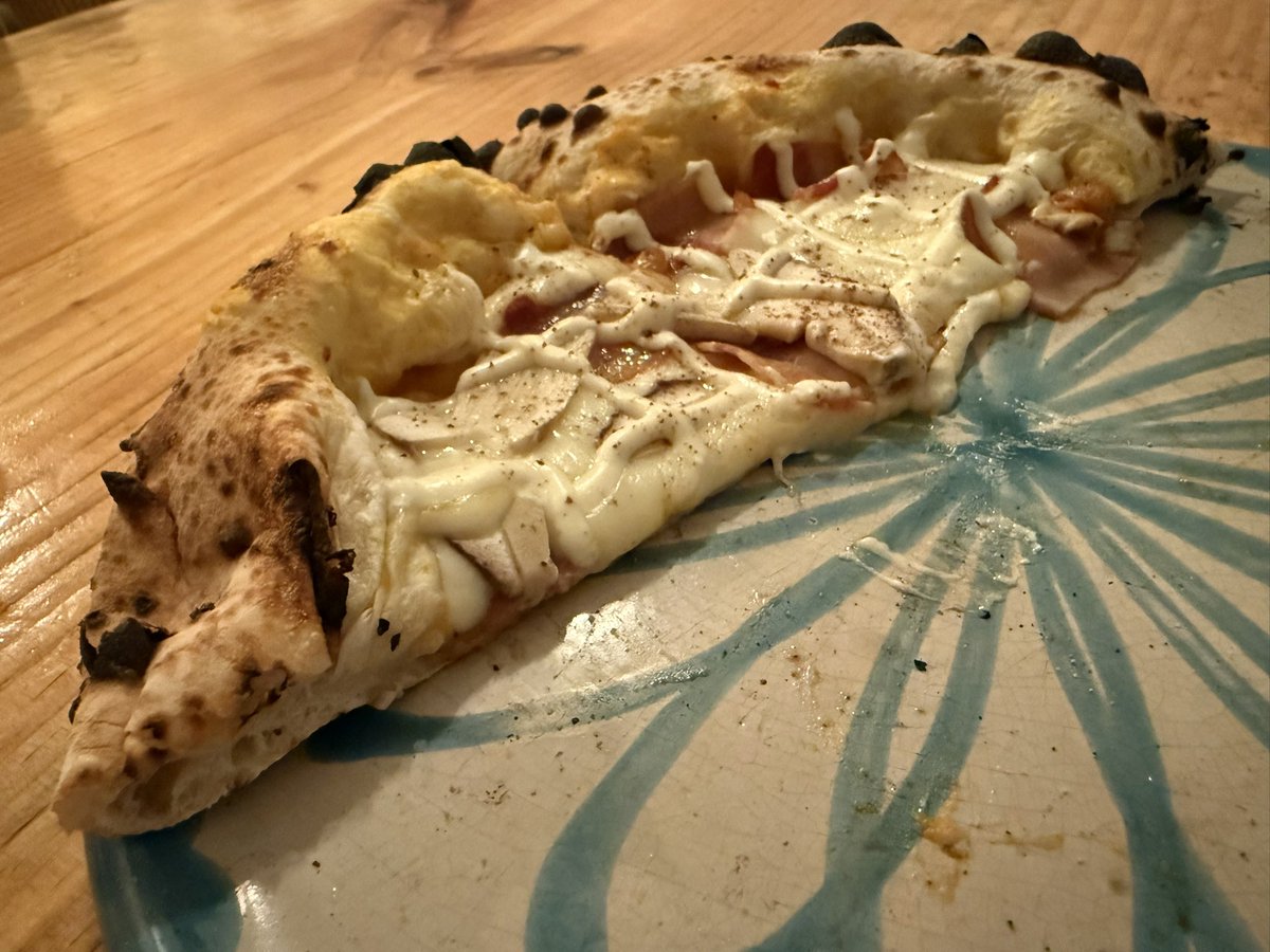 AlfonsoJLT's tweet photo. #HabráQueComer #CampeonatoEspañaPizzas #BestPizzaSpain #Pizza #SaborEnCantabria #Bitinia #SantillanaDelMar #Cantabria #CantabriaInfinita #CantabriaMásXDescubrir https://t.co/BbTTqUF95m