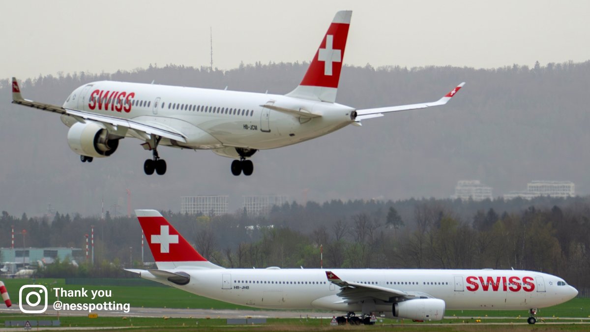 FlySWISS's tweet photo. Twinning is a family thing. Double the wings, double the beauty. ✈️😍✨
Share your pictures with #flyswiss for the chance to get featured.
#repostsoftheweek #reposts https://t.co/oAFRwsCwvu