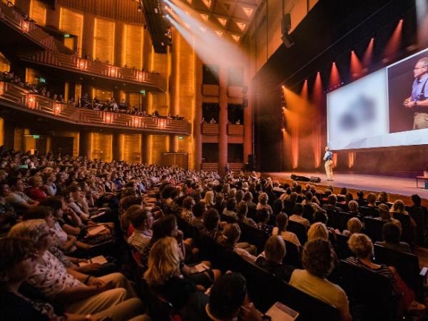 MeetingReview tweet media