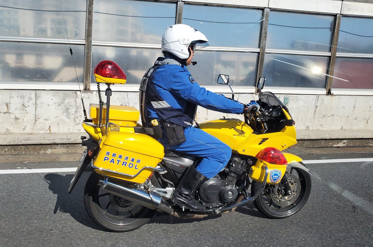 koakoataro's tweet photo. こりゃ、今年3月の東京モーターサイクルショーでまたがったやつや　動いてるの初めて見た
#黄バイ https://t.co/m8r5vEDqQW