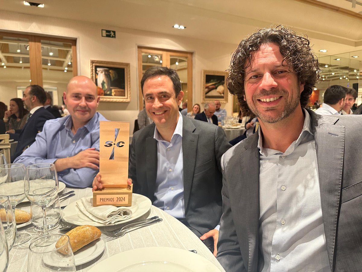 cisco_spain's tweet photo. 📣 @Cisco Security Spain ha sido premiado por la prestigiosa @SicRevista, líder en #ciberseguridad en España. Este reconocimiento destaca la dedicación de nuestro equipo en ofrecer siempre soluciones de protección constantemente renovadas y fortalecidas. 

#WeAreCisco https://t.co/STq98zXPuz